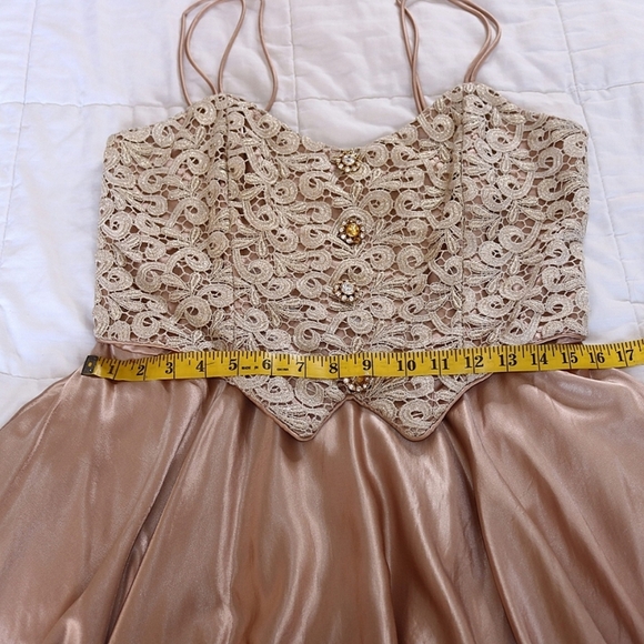 VINTAGE Speed Fashion Embroidered Formal Vest Dress, Boho, Satin, Cream, Medium - Picture 11 of 13